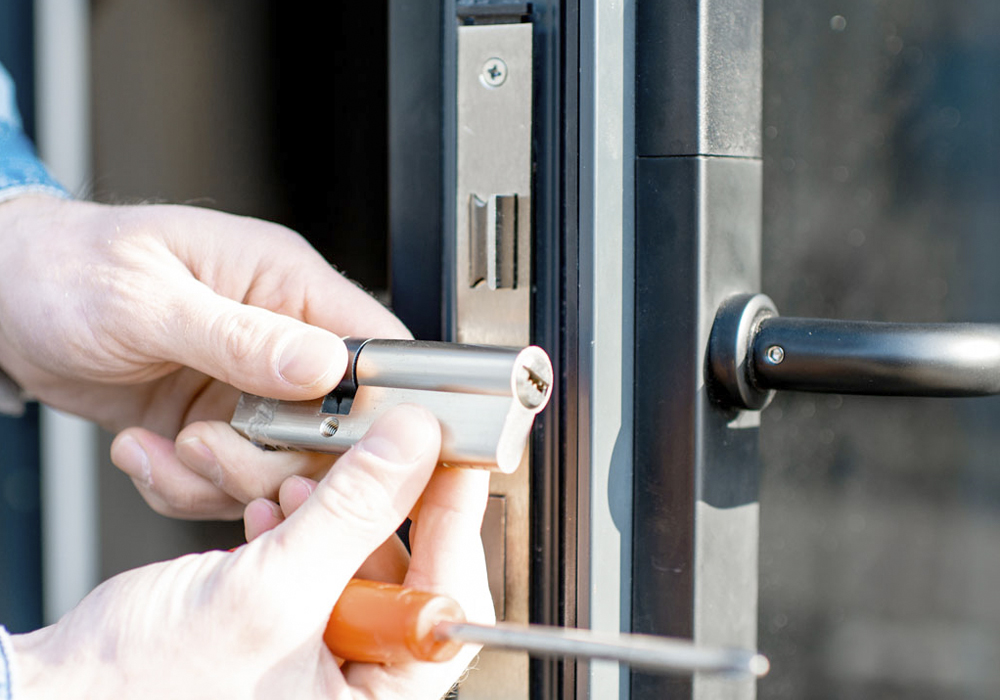 mantenimientoce https://www.cerrajerosdehuelva.com/wp-content/uploads/2020/09/mantenimientoce.jpg